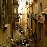 Modern Flat Cavour *