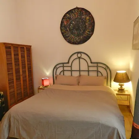 Modern Flat Cavour דירה *